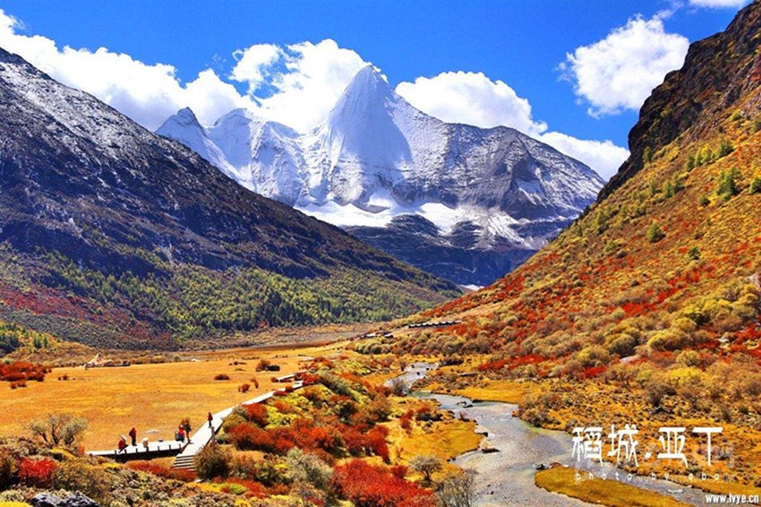 亞丁，秋滿